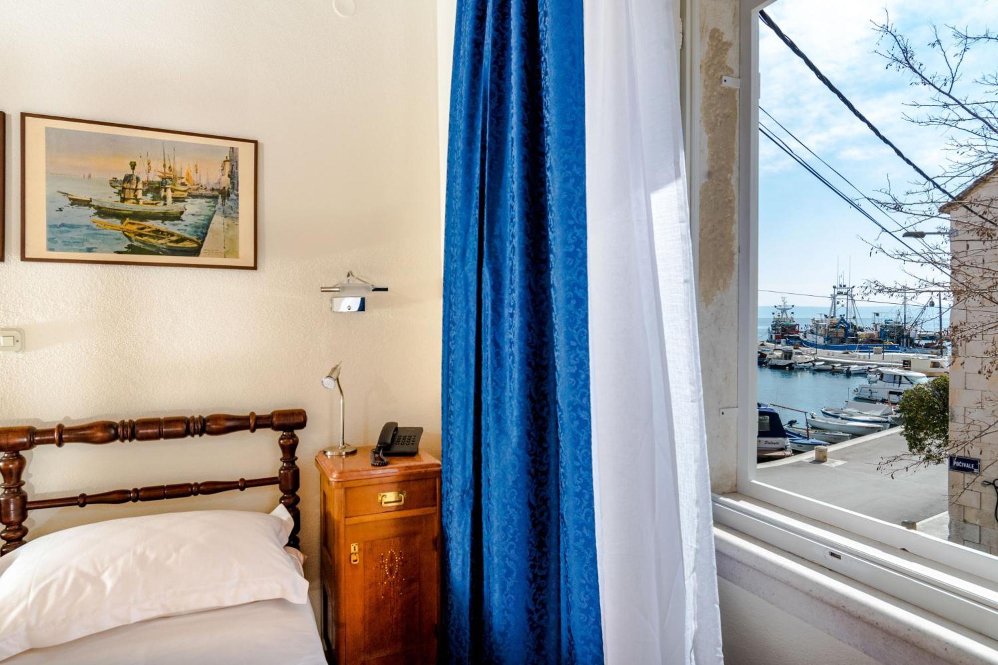 Rooms Miron - Adults Only Sumartin Room photo