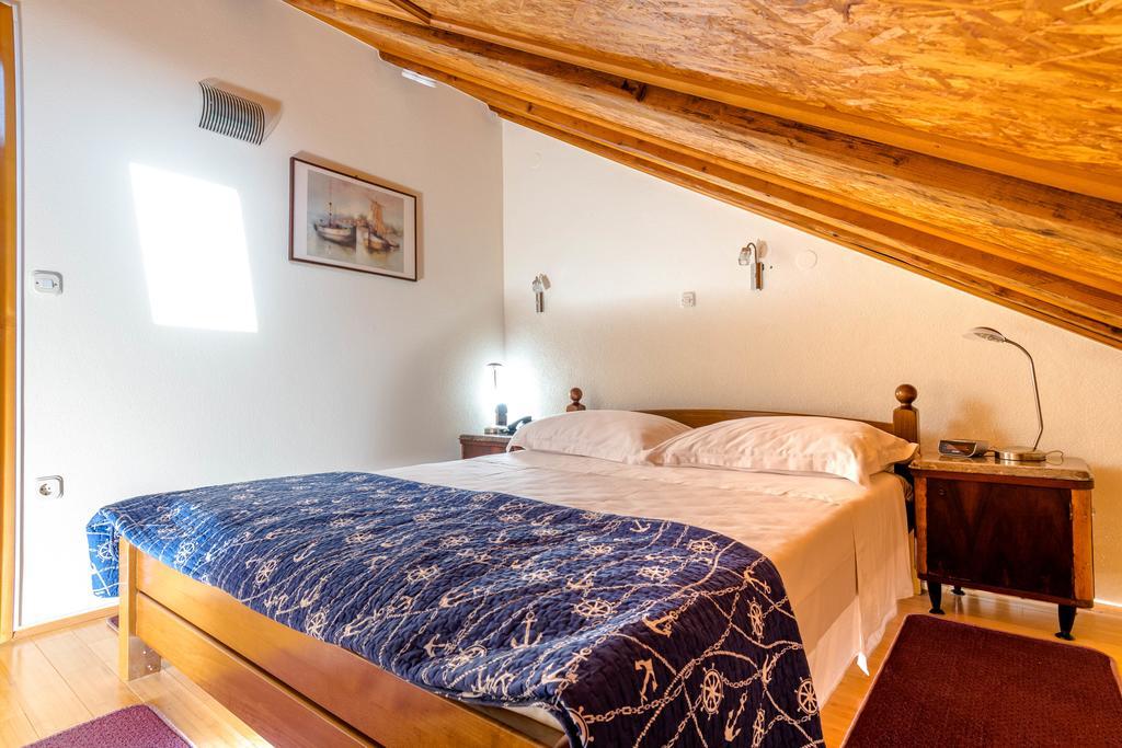 Rooms Miron - Adults Only Sumartin Exterior photo