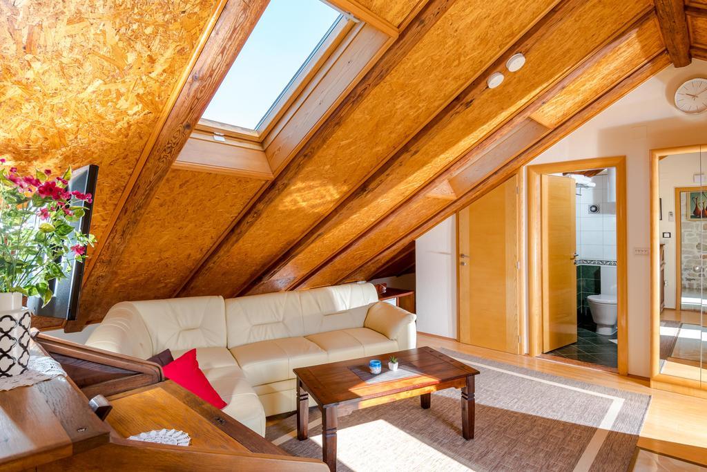 Rooms Miron - Adults Only Sumartin Exterior photo